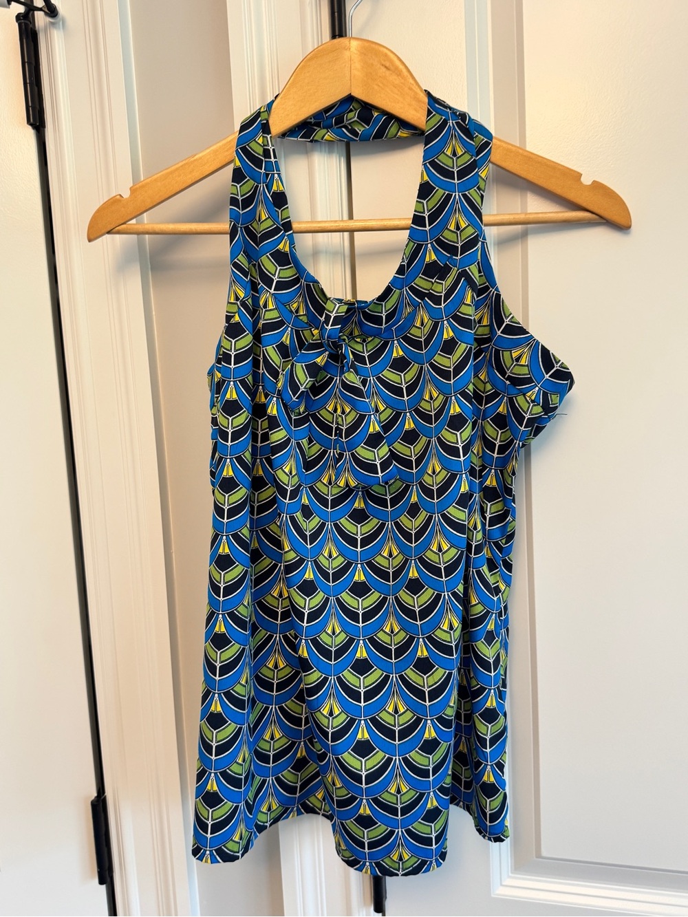 Banana Republic Blue, Teal, Lime & Navy Geometric Print Blouse